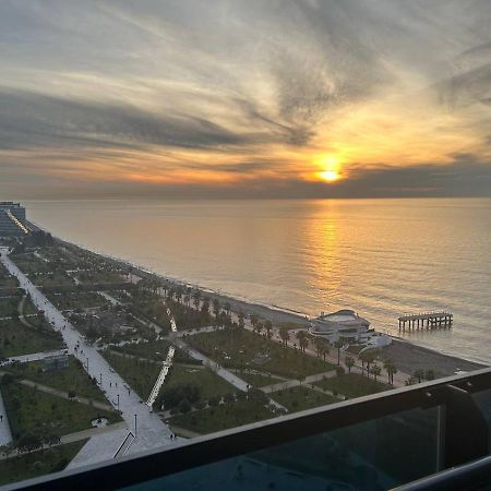 Студия С Потрясающим Видом На Море В Orbi Beach Tower Batumi Exterior foto