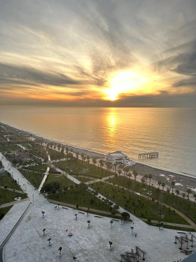 Студия С Потрясающим Видом На Море В Orbi Beach Tower Batumi Exterior foto