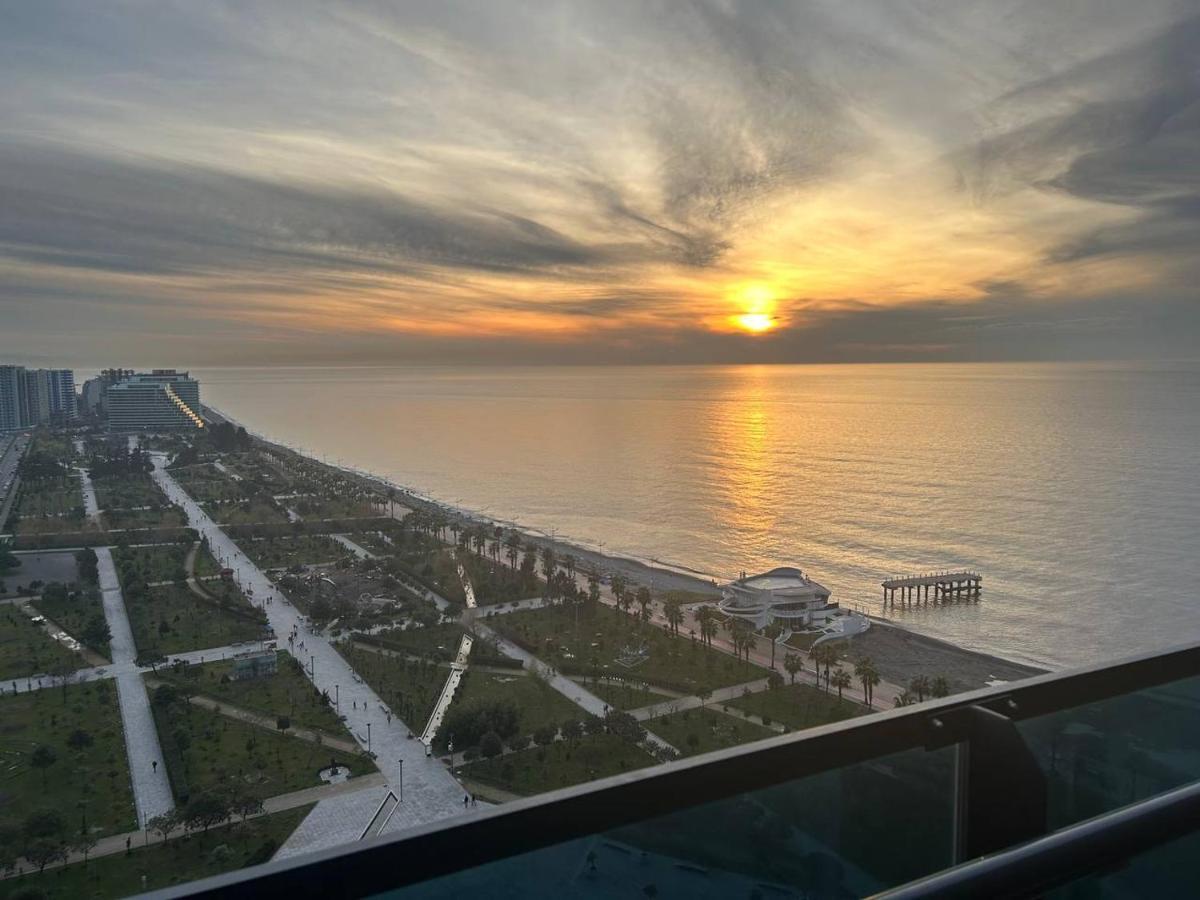 Студия С Потрясающим Видом На Море В Orbi Beach Tower Batumi Exterior foto